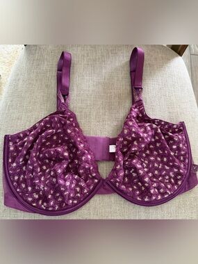 Victoria's Secret Unlined Demi
Underwire Bra ~ Size 38DDD ~
